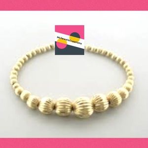 14kt gold filled beaded handmade bracelet